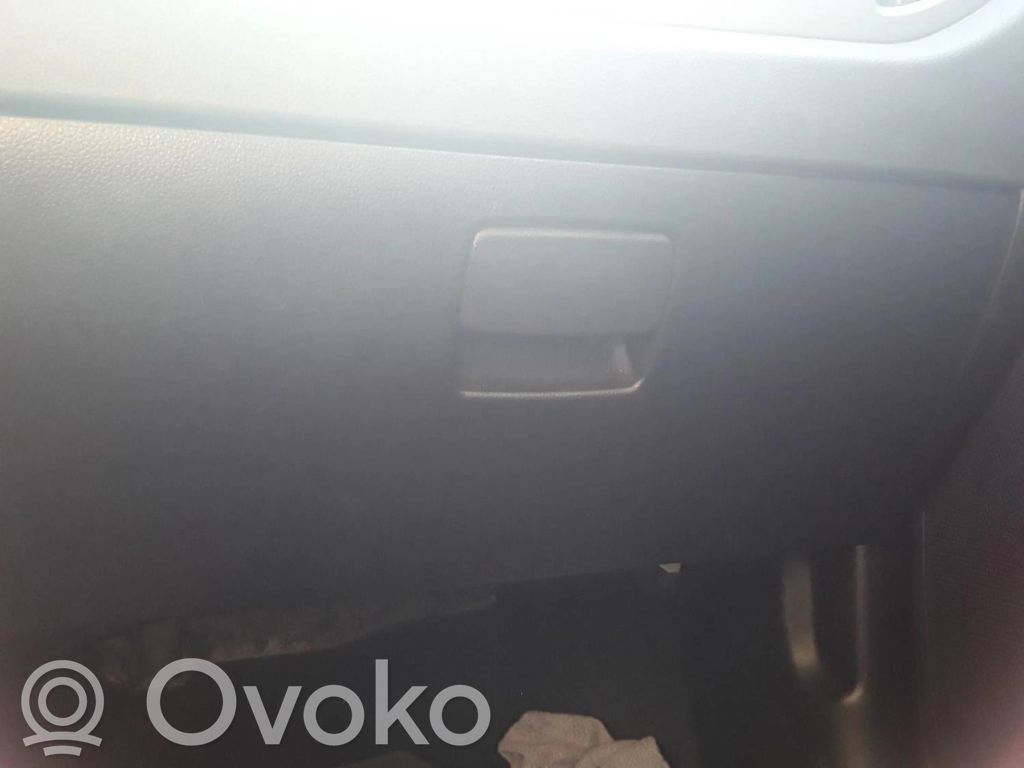 KIA Sportage Cutie mănuși 
