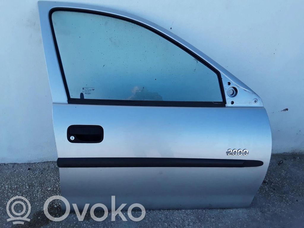 Opel Corsa B Дверь 