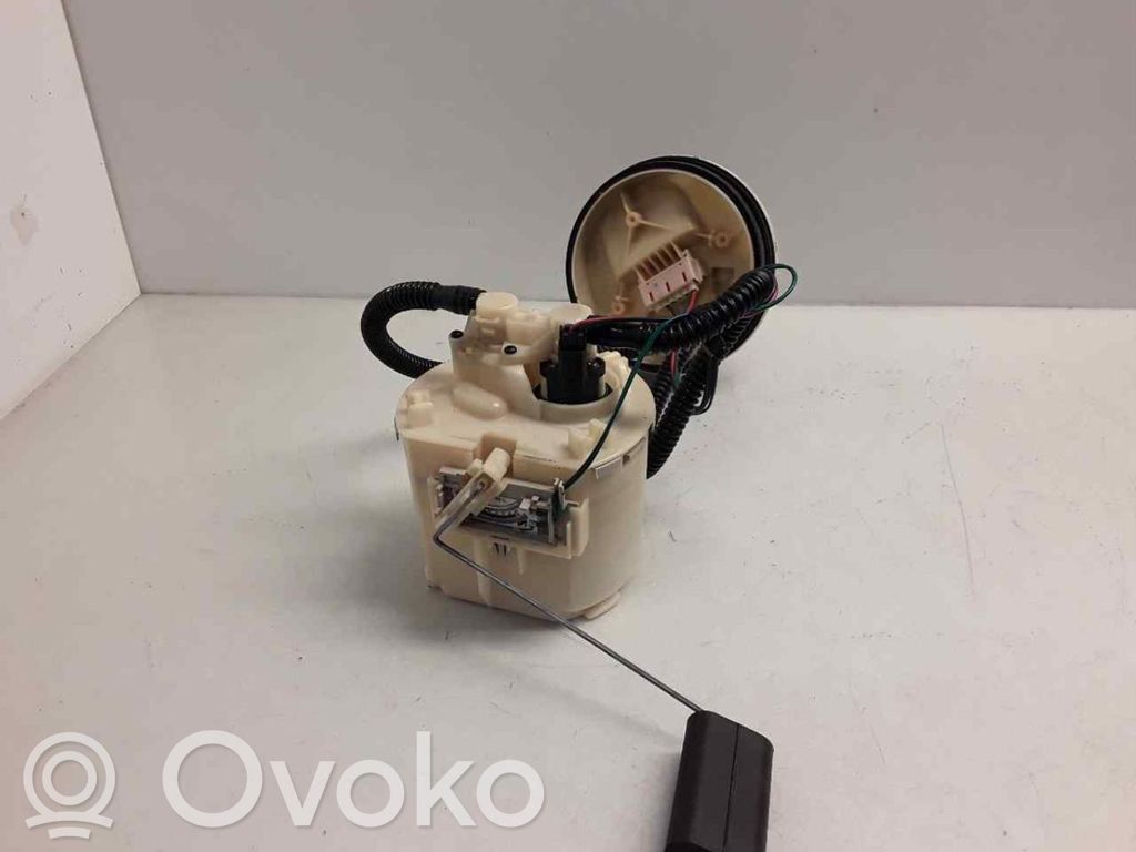 Bomba interna de combustible   98AP9C055DA