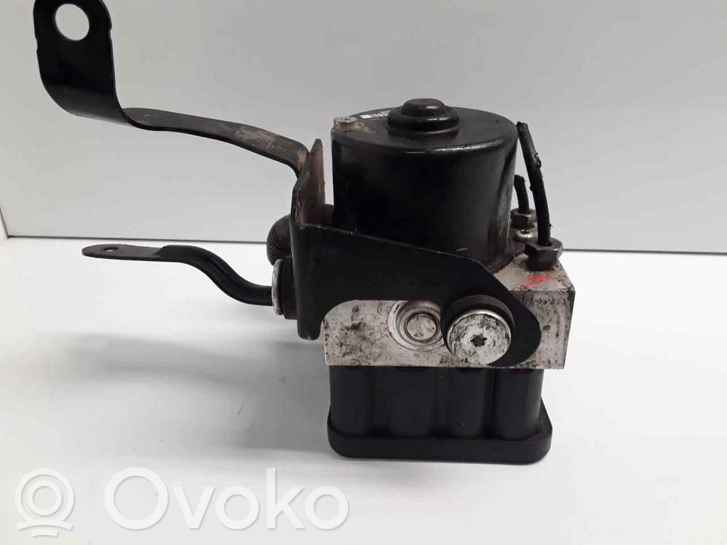 Bomba de ABS   8V512C405AE