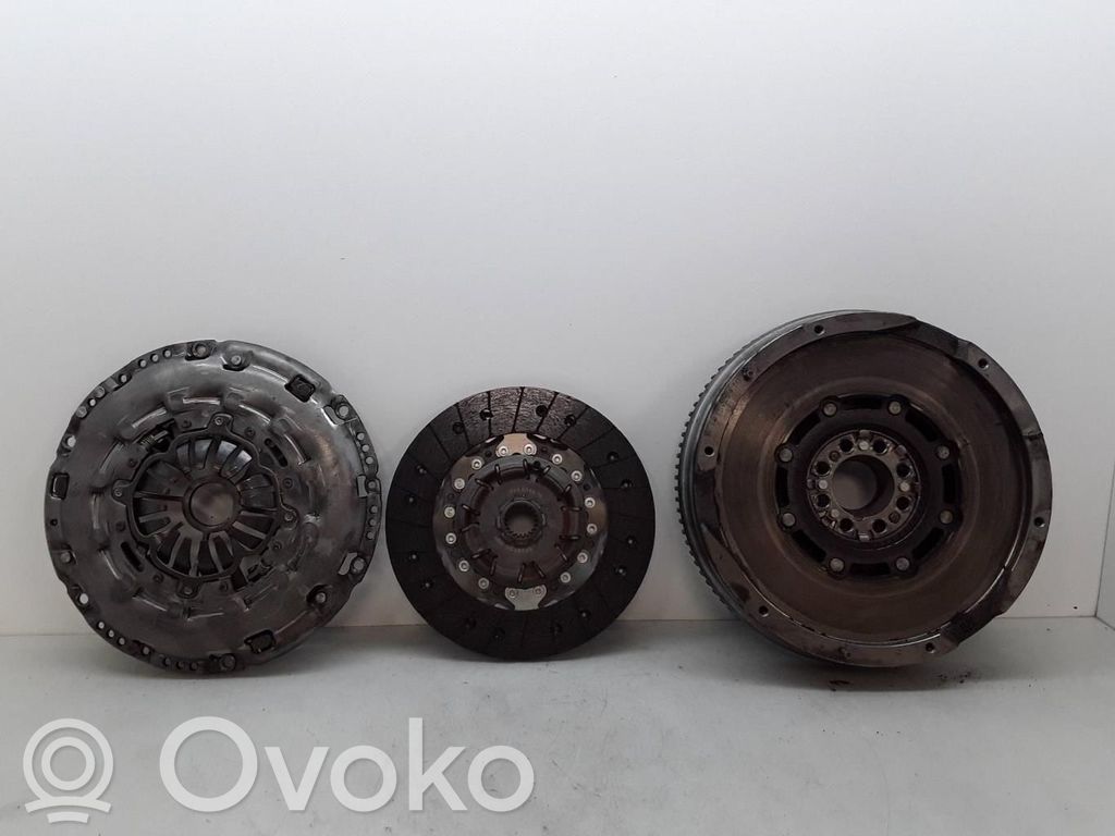 Toyota RAV 4 (XA20) Kit ambreiaj 