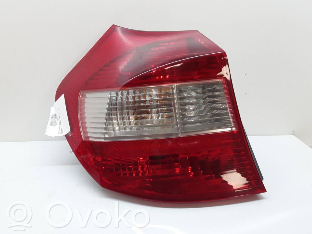 Rear/tail lights   692450113