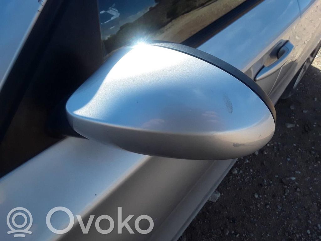 BMW 1 E81 E87 Front door electric wing mirror 