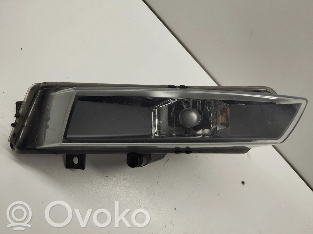 Miglas lukturis priekšā   0305084001,7181287