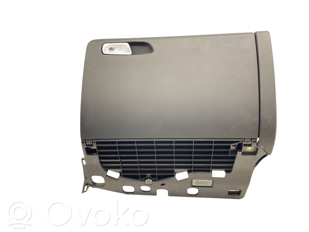 Audi A4 S4 B8 8K Juego guantera 