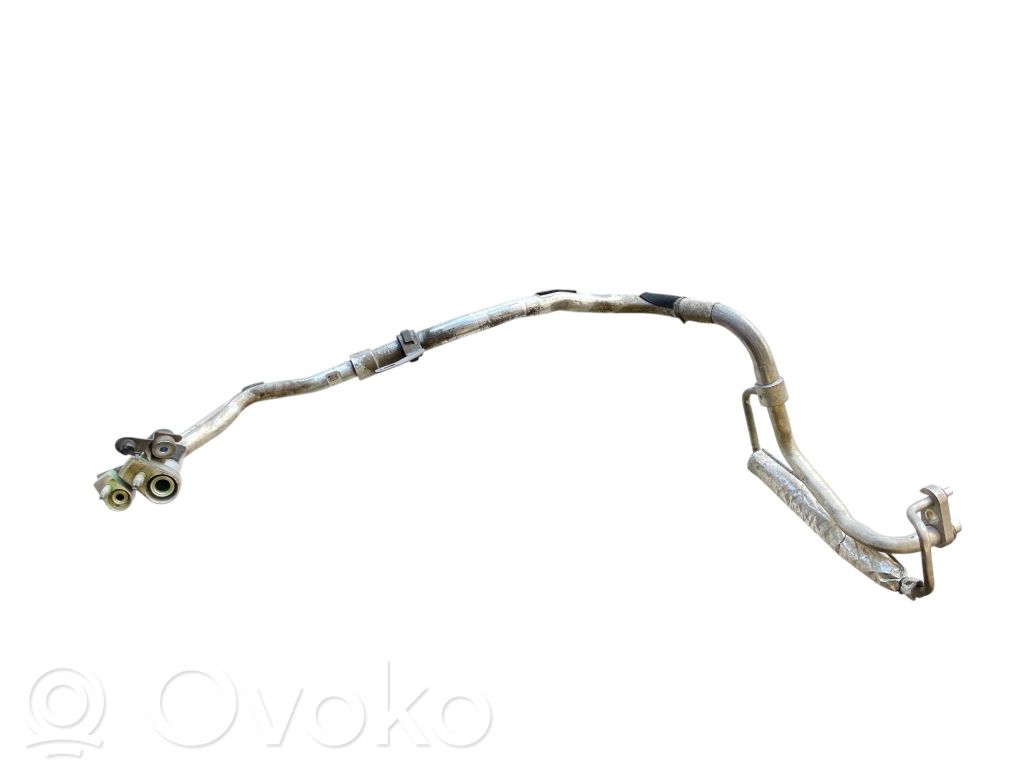Ford Mondeo MK V Ilmastointilaitteen putki (A/C) 