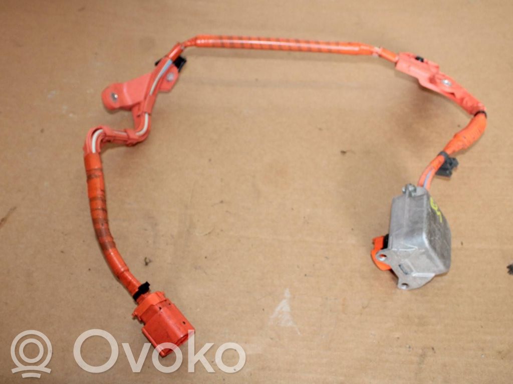 High voltage cable
