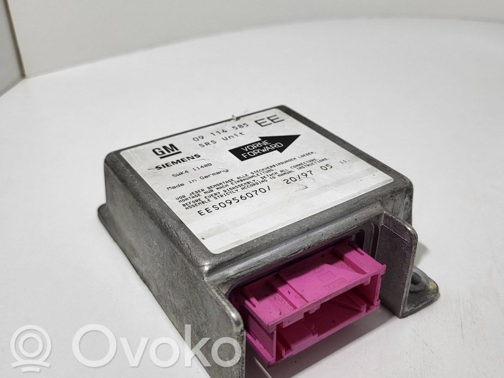 Opel Corsa B Airbag control unit/module 
