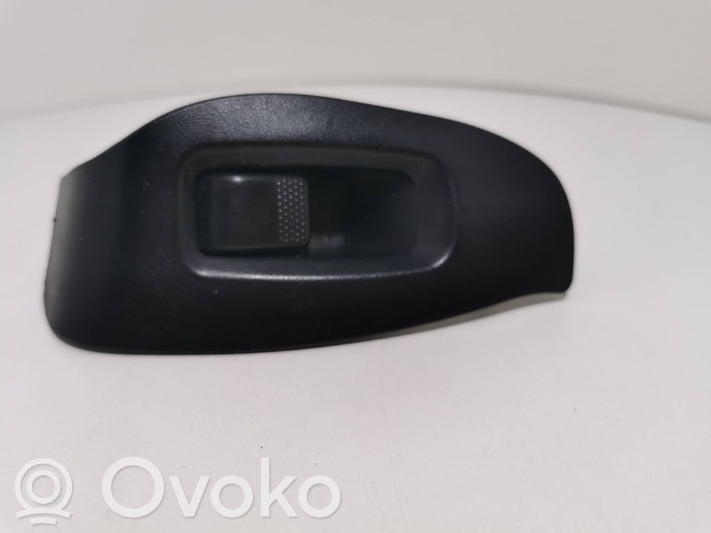 Subaru Legacy Electric window control switch 