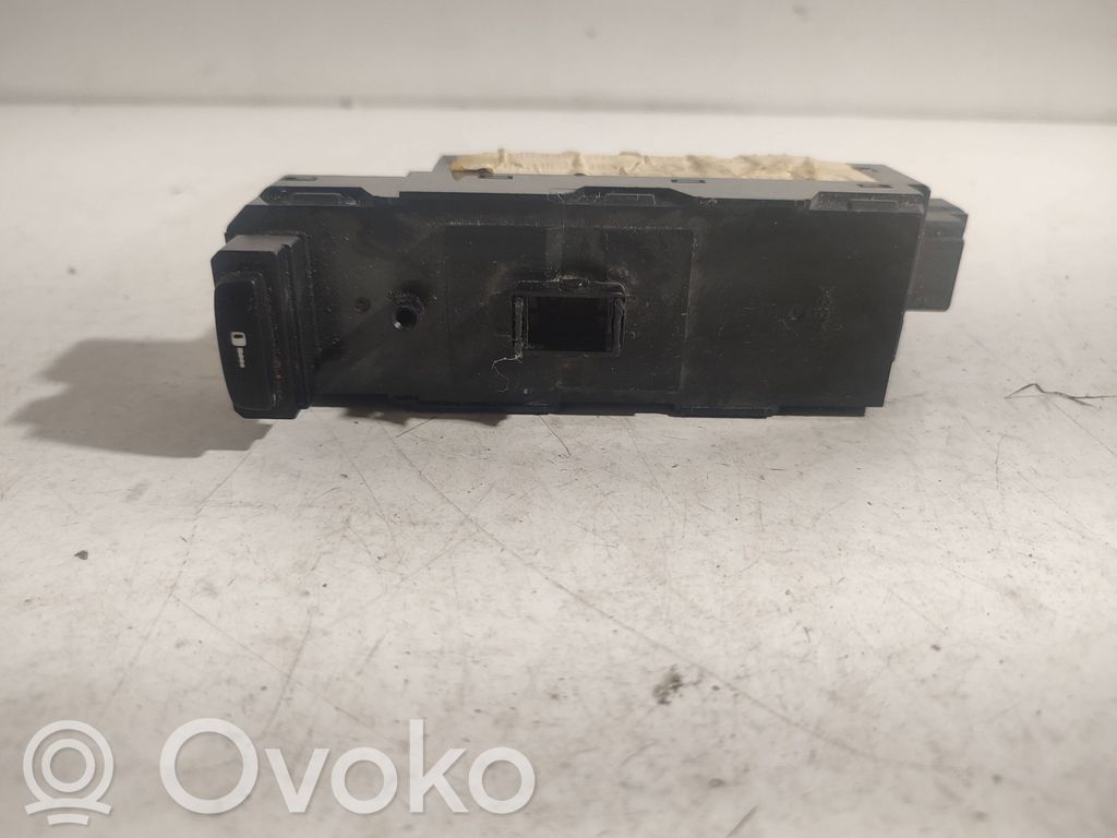 Volvo V70 Interruptor del elevalunas eléctrico 