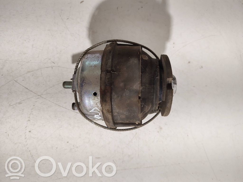 Volvo S80 Engine mount bracket 