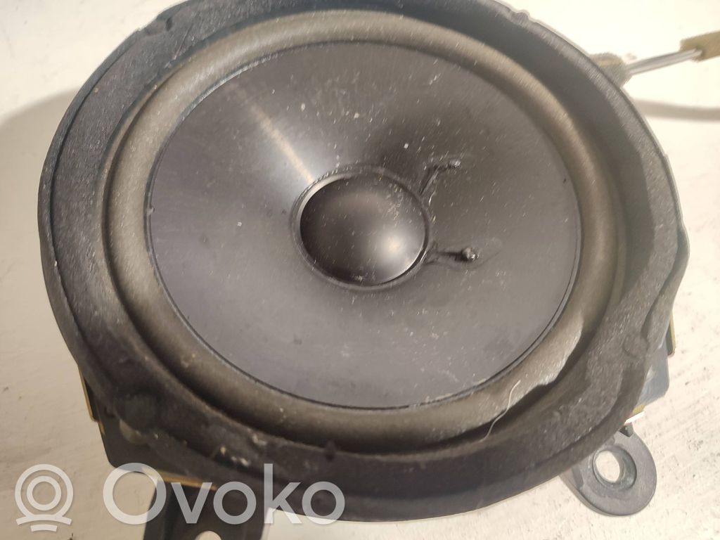 Saab 9-3 Ver2 Front door speaker 