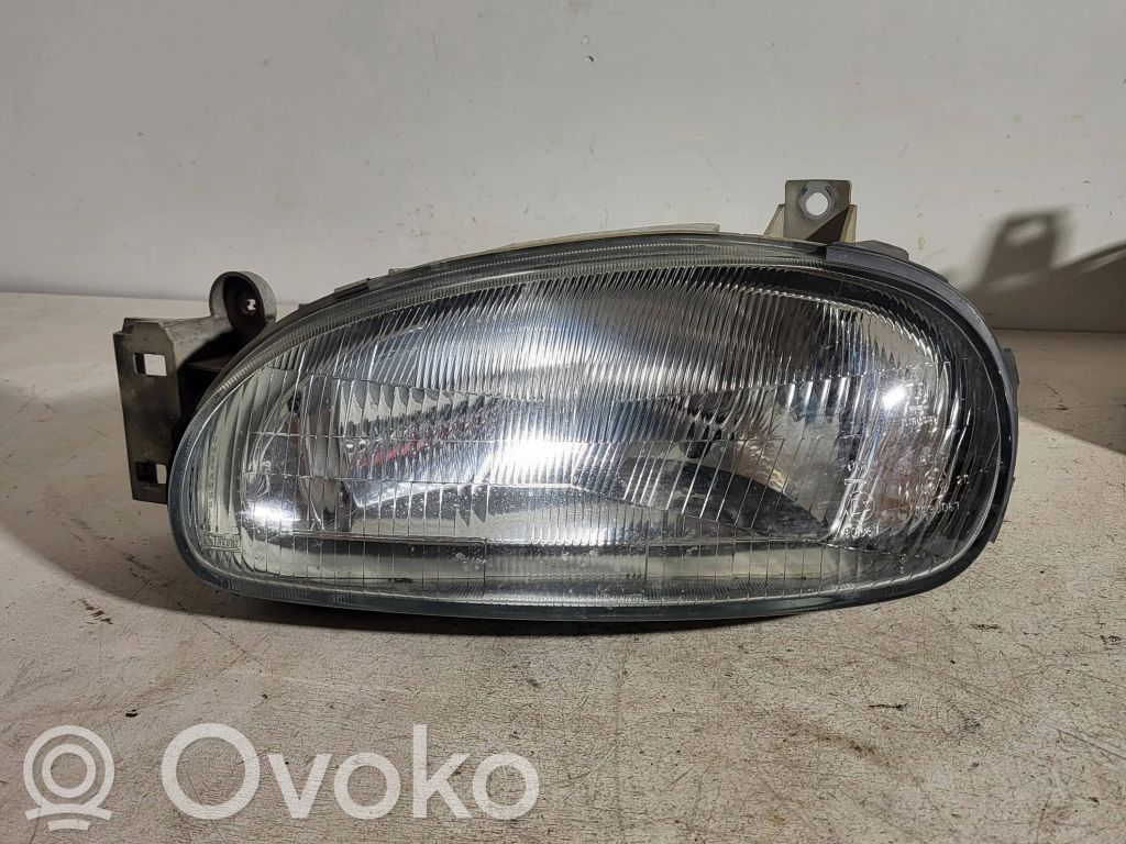 Mazda 121 Headlight/headlamp 