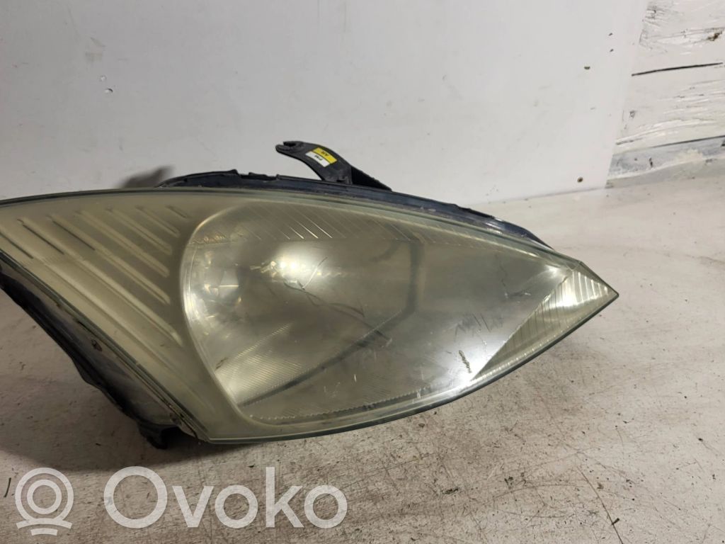 Priekinis žibintas   E4209423,9421