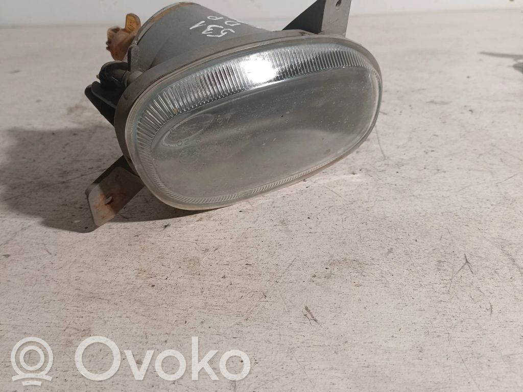 Volvo S80 Miglas lukturis priekšā 