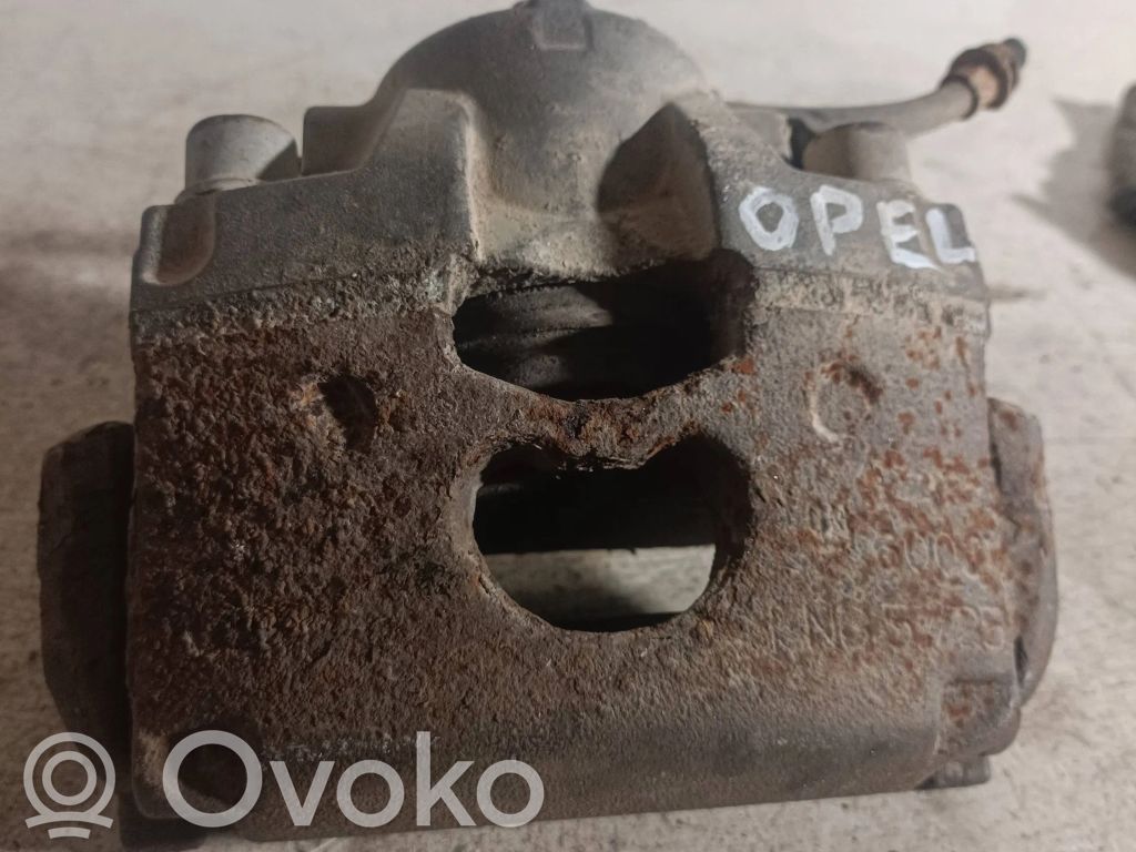 Opel Vectra B Caliper de freno delantero 