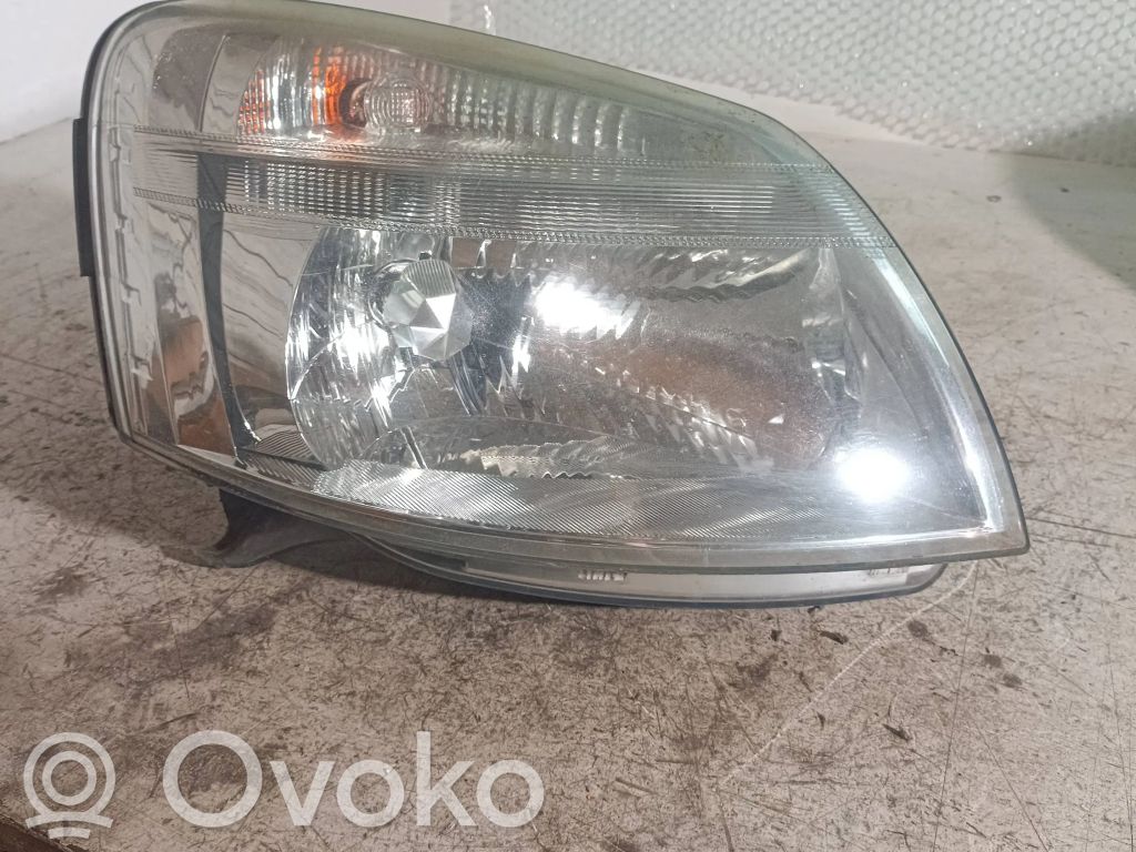 Citroen Berlingo Scheinwerfer 