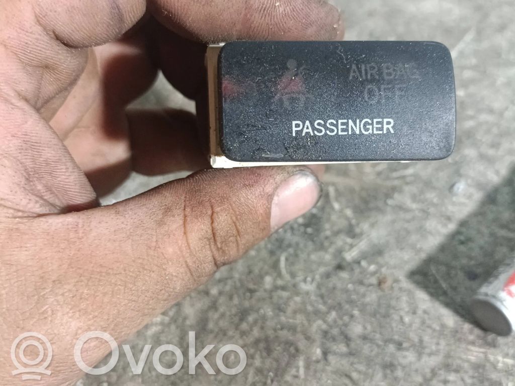 Toyota Corolla E120 E130 Other switches/knobs/shifts 