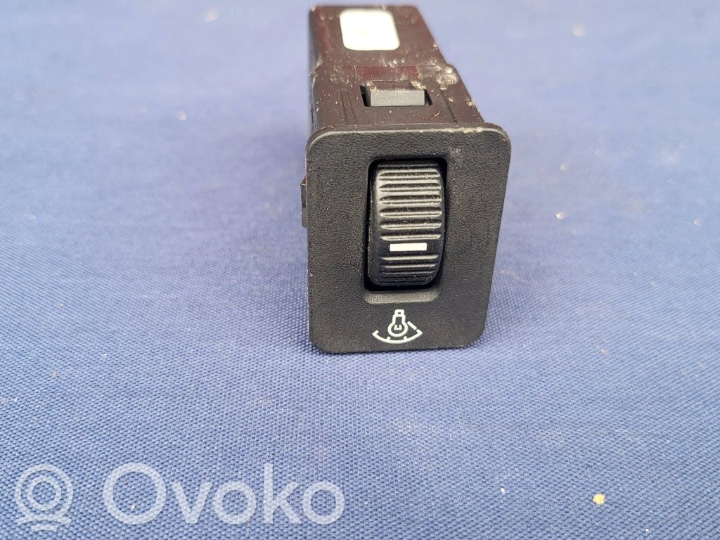 Rover 414 - 416 - 420 Interjera apgaismošanas slēdzis 
