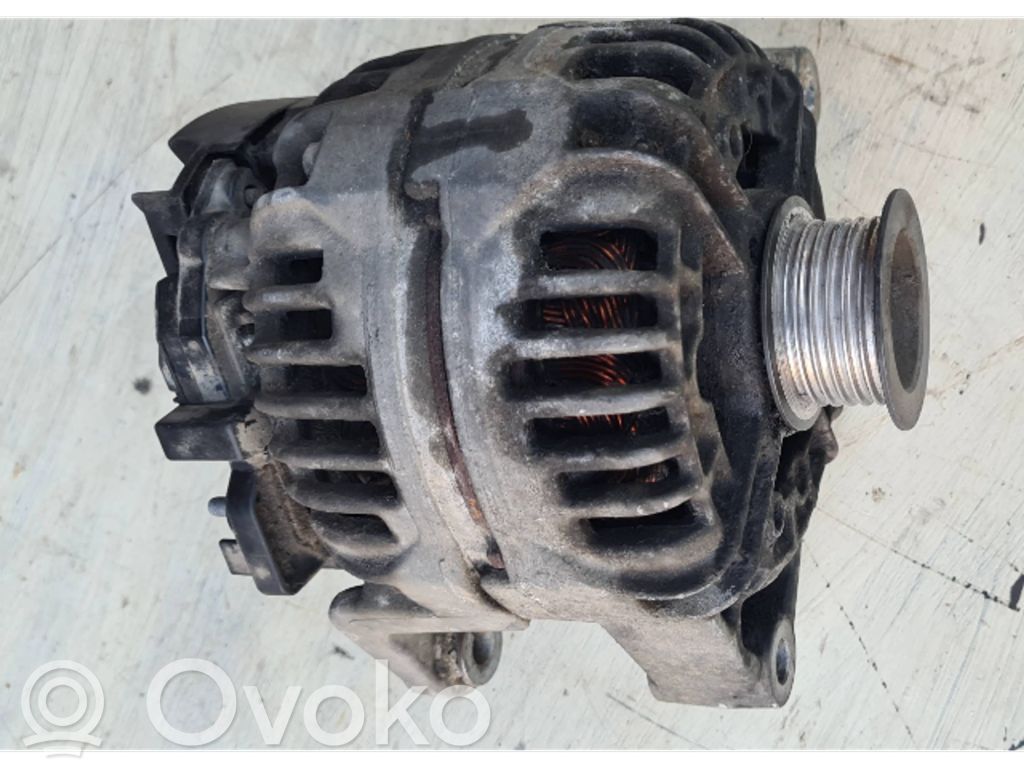 Opel Vectra B Alternador 