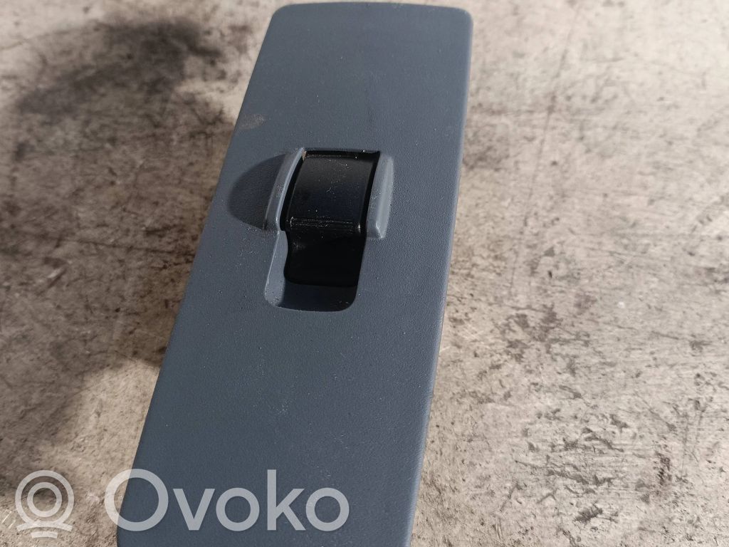 Mitsubishi Colt Electric window control switch 