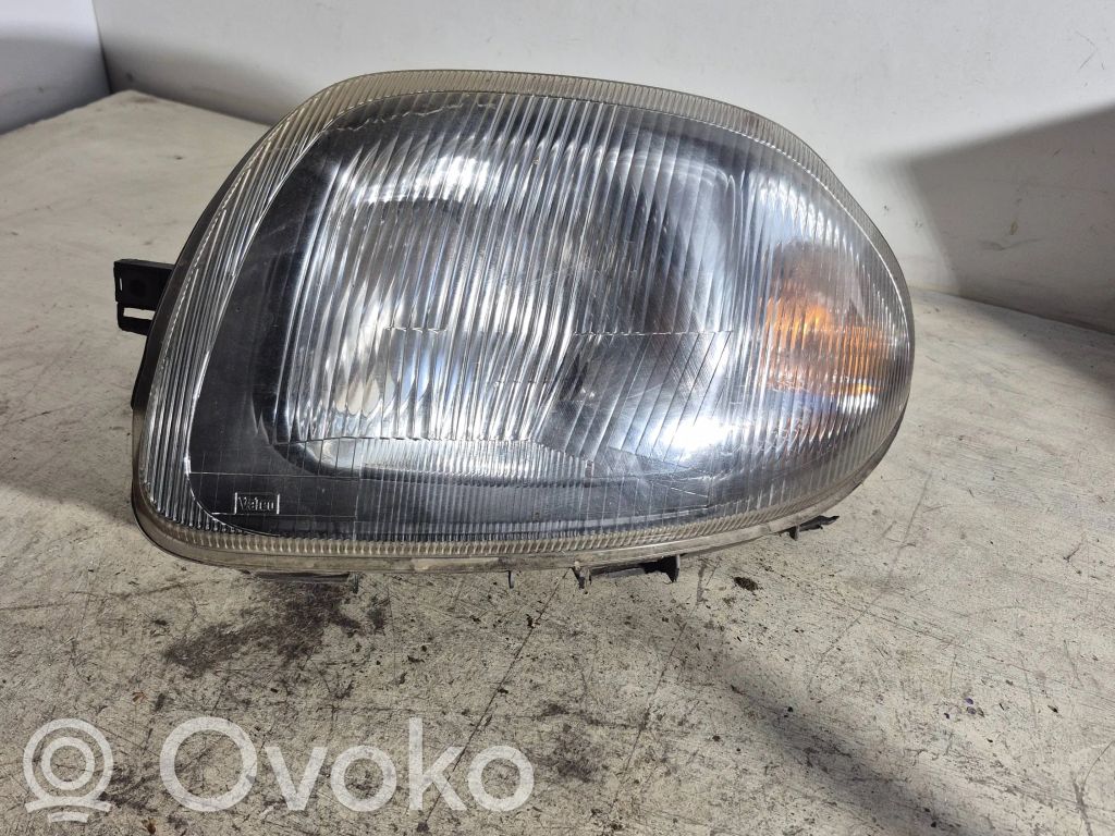 Renault Clio II Headlight/headlamp 