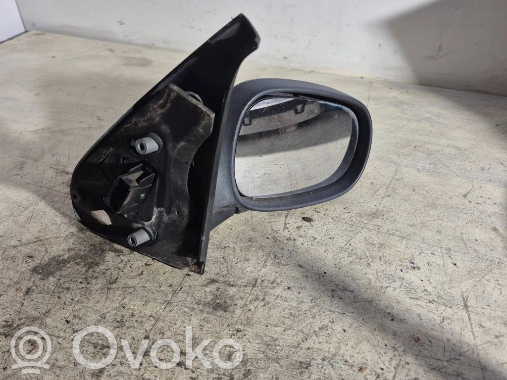 Renault Clio II Front door electric wing mirror 