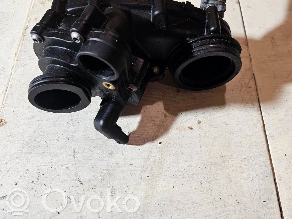 Audi A5 Sportback 8TA Thermostat/thermostat housing 