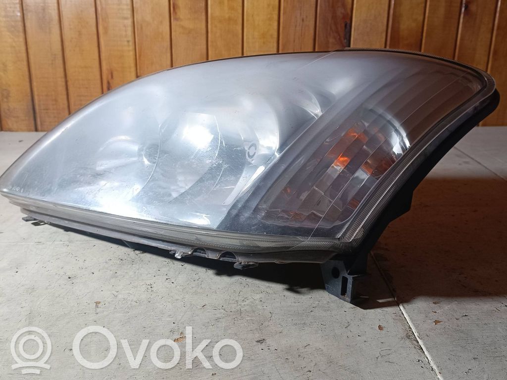 Toyota Corolla E120 E130 Headlight/headlamp 