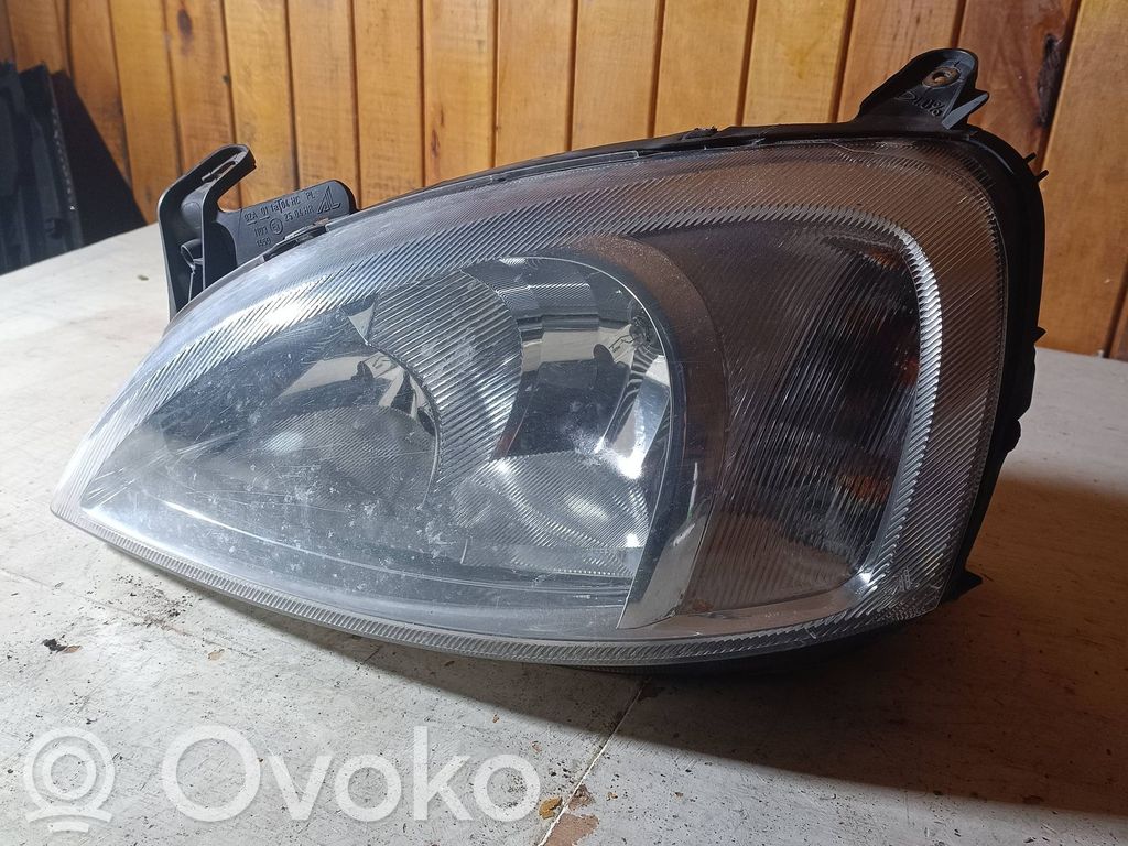Opel Corsa C Priekinis žibintas 