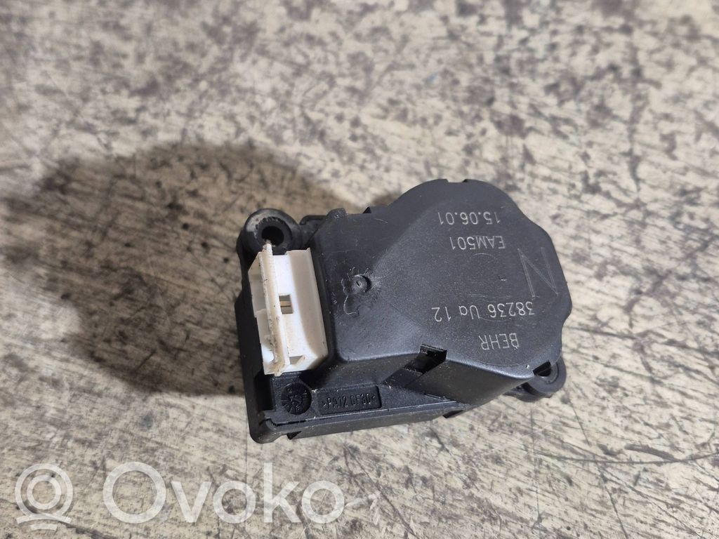 Citroen Xsara Picasso Oro sklendės varikliukas 