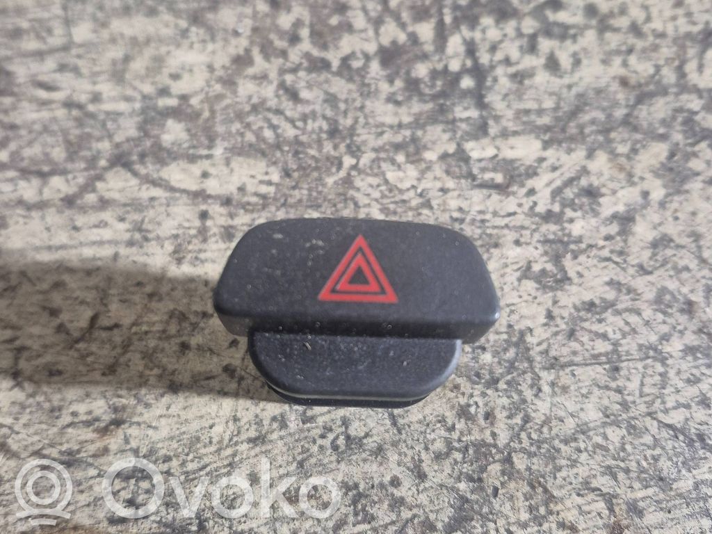 Ford Focus C-MAX Hazard light switch 