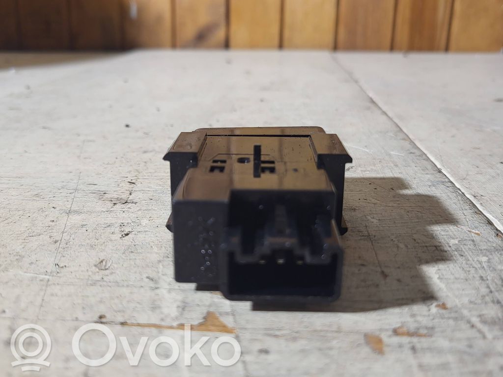 Toyota Corolla E120 E130 Air conditioning (A/C) switch 