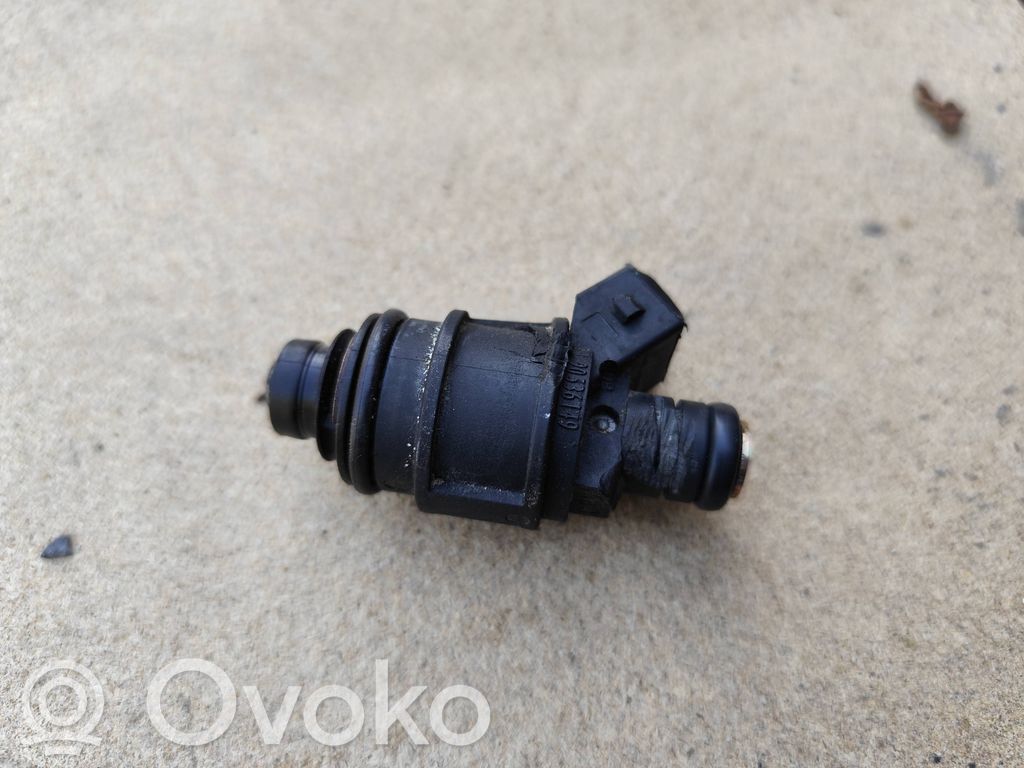 Opel Astra G Fuel injector 