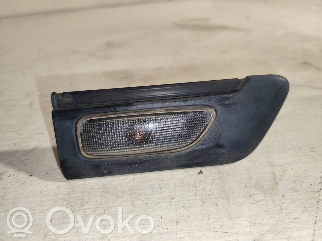 Volvo S80 Front fender indicator light 