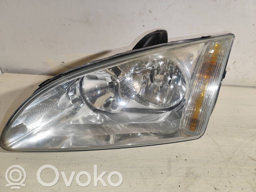 Ford Focus Headlight/headlamp 