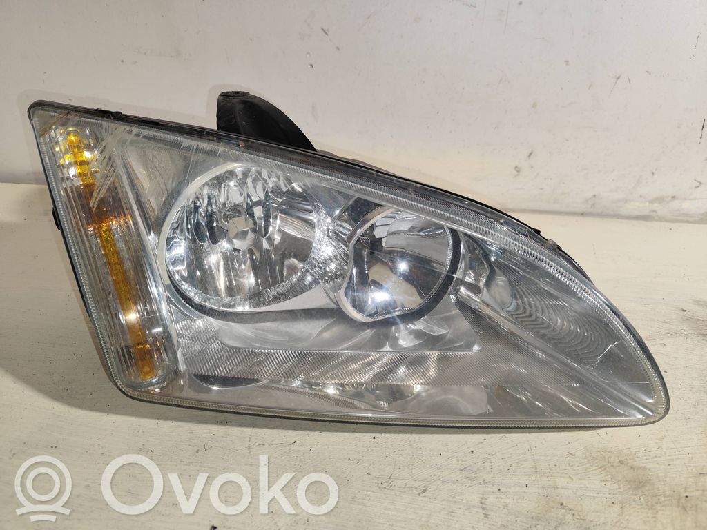 Ford Focus Headlight/headlamp 