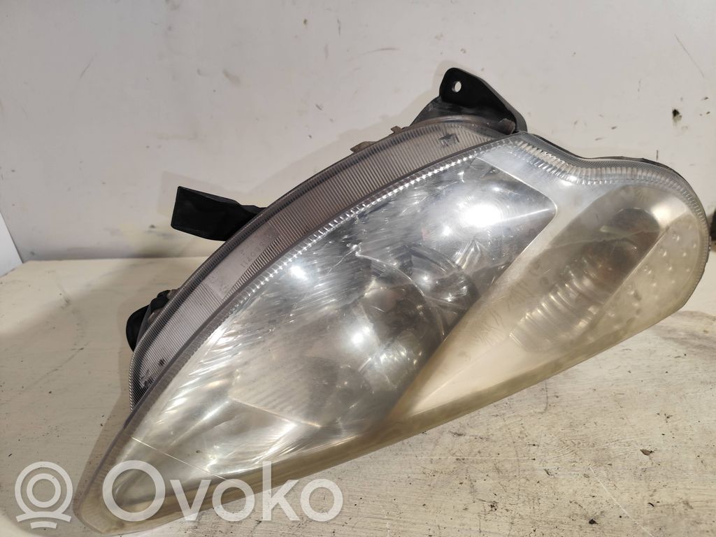 Lampa przednia   41580711