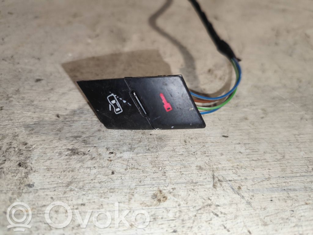Central locking switch button   4B1962107