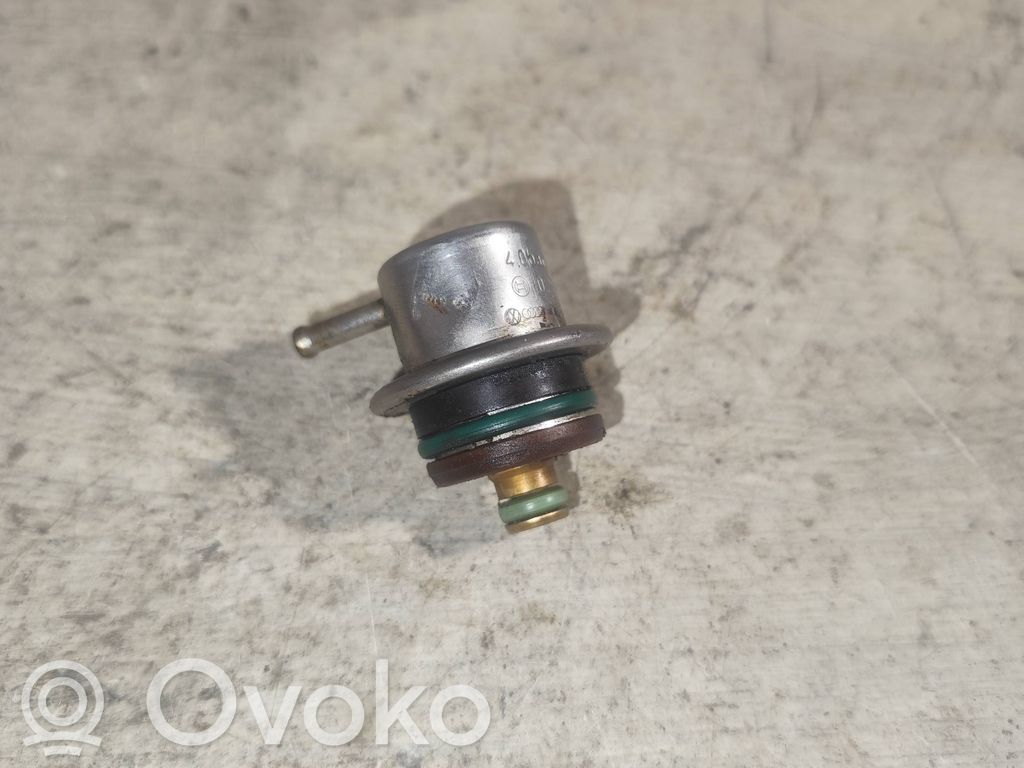 Audi A6 S6 C5 4B Kraftstoffdruckregler 