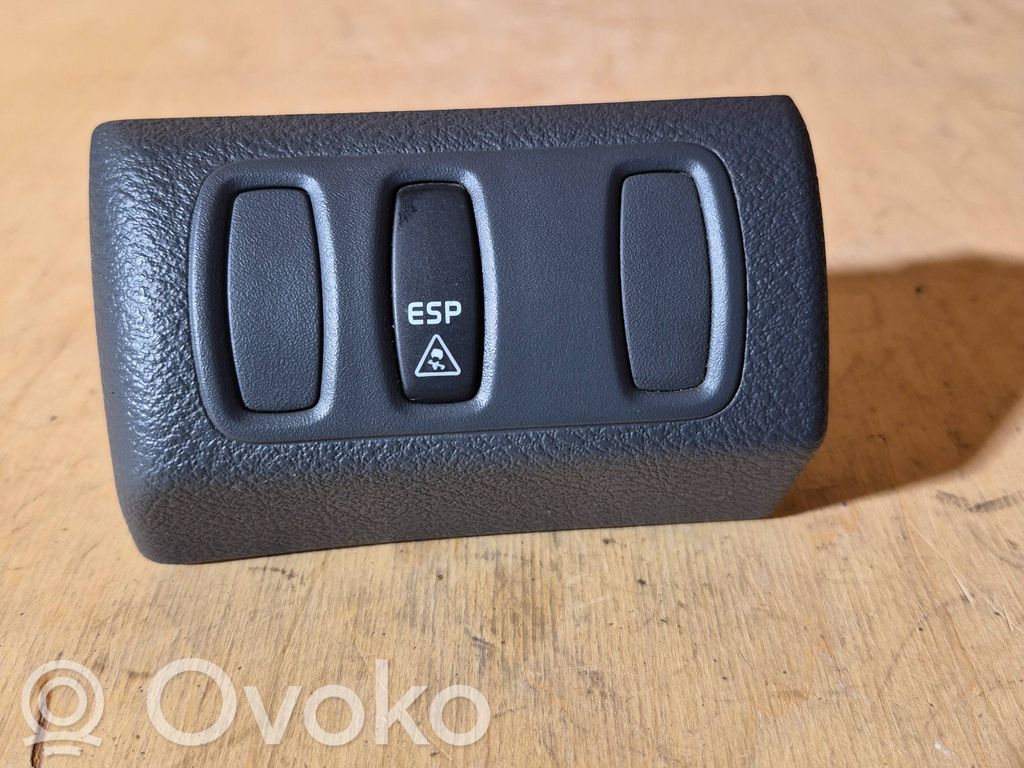 ESP (stability program) switch   8200025895