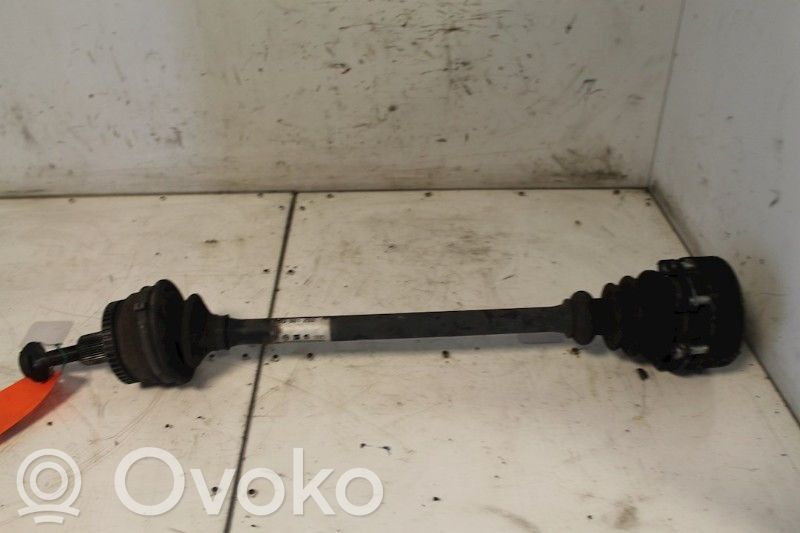 Volkswagen PASSAT B5.5 Półoś tylna 