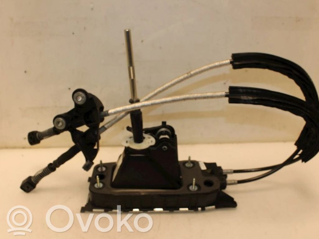 Audi Q2 - Gear selector 