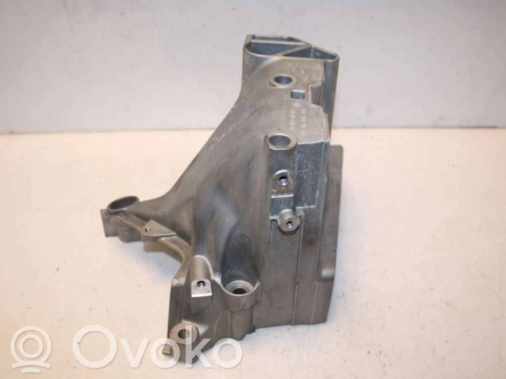 Engine mount bracket   04C199207AD,04C199207AD