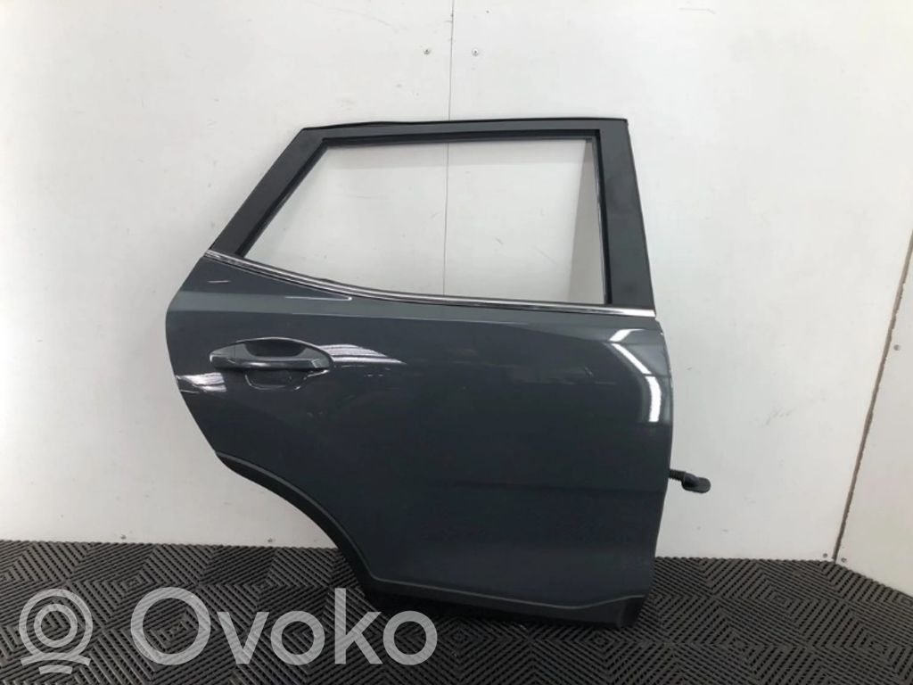 Puerta trasera   77004H8400,77004H8400