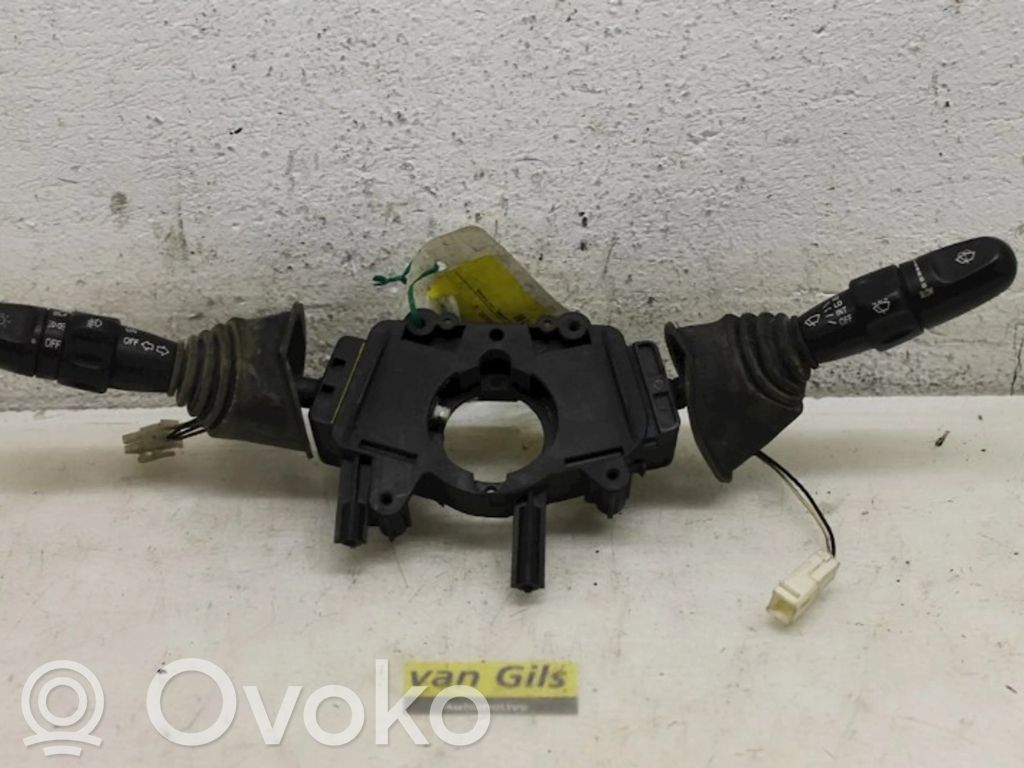 Daewoo Nubira Butoane/comutatoare pe volan 