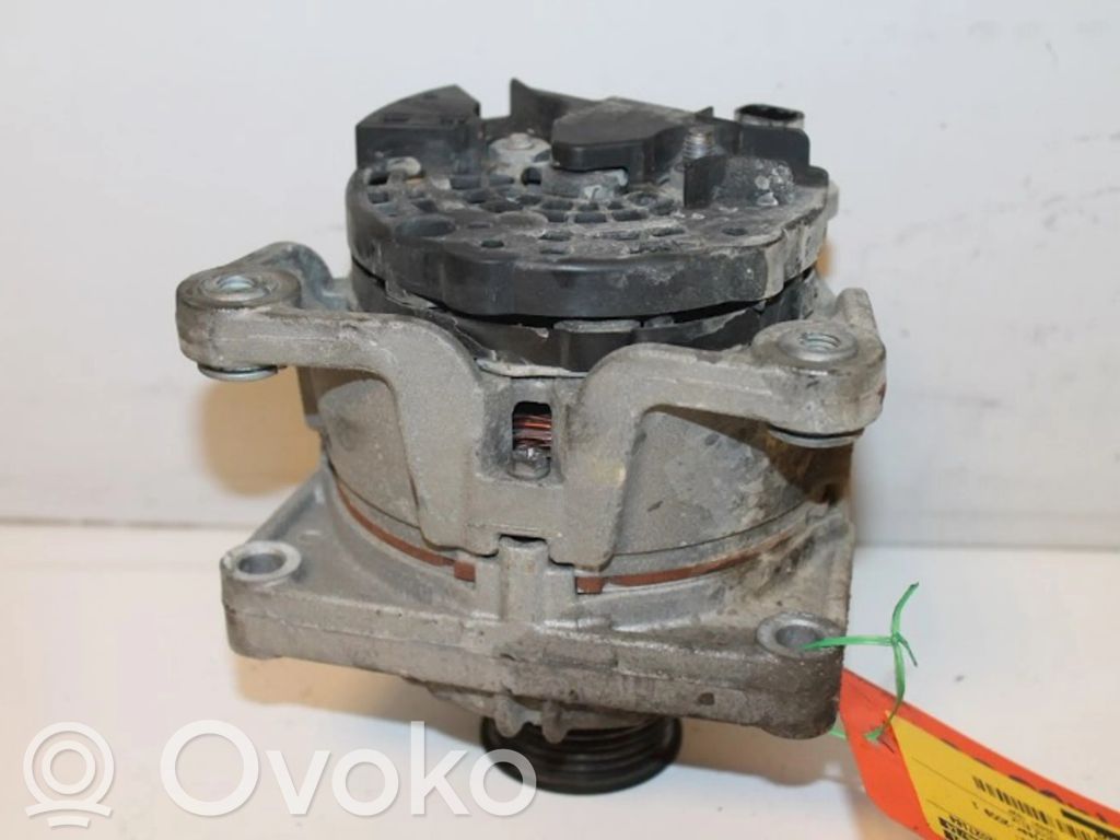 Opel Astra H Generator/alternator 