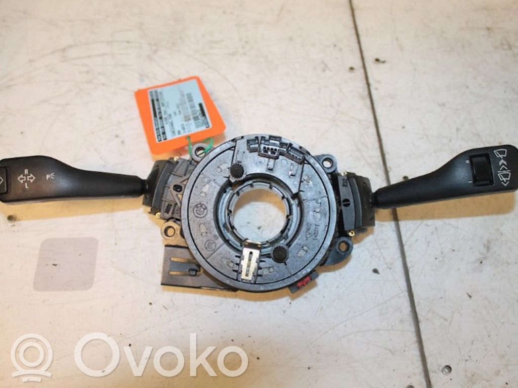 Boutons / interrupteurs volant   61318377,61318377