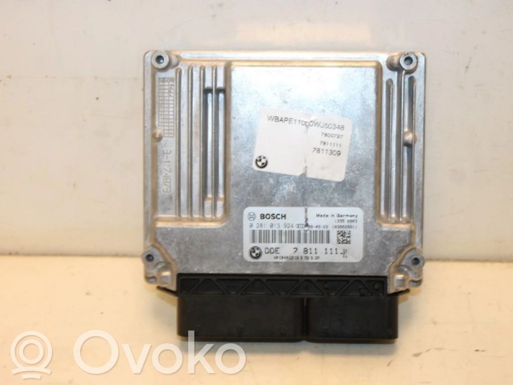 Unidad de control/módulo del motor   781111101,0281013924,0281013924,13618506356,13618510594,781111101
