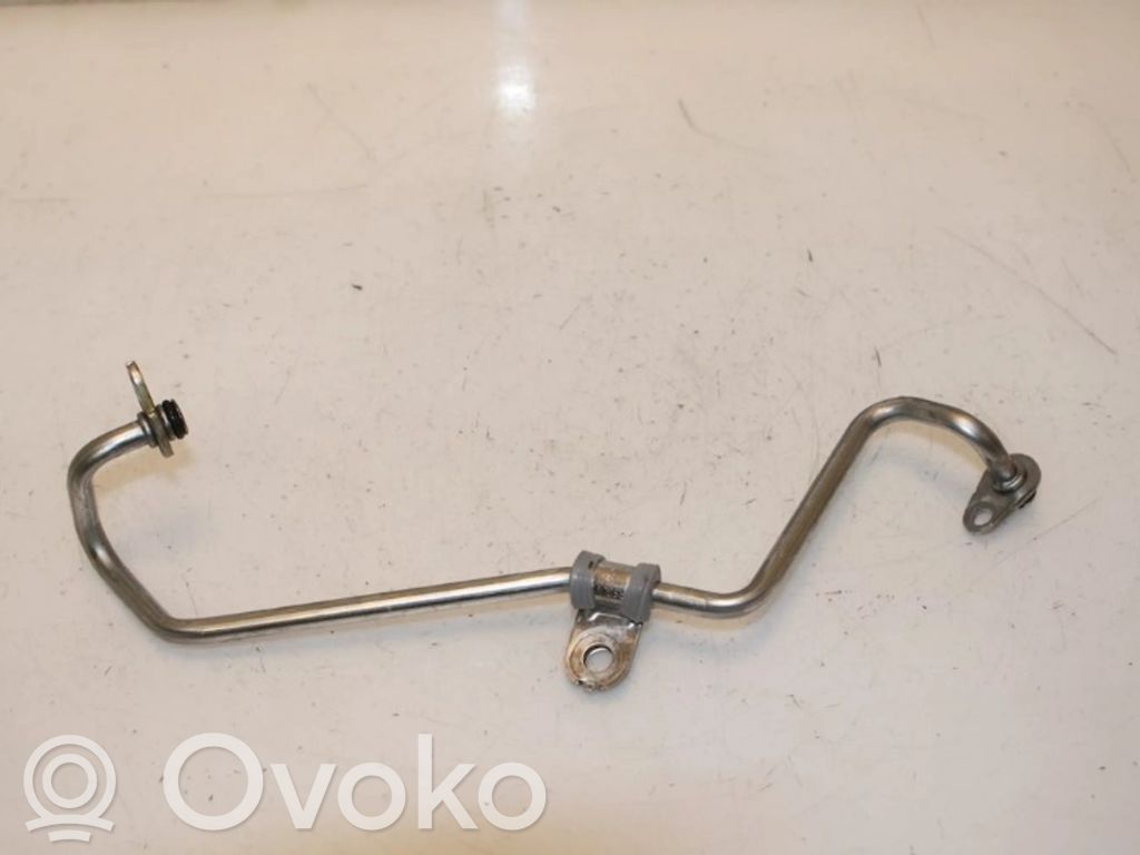 Volkswagen Polo VI Tuyau de refroidissement d'huile
